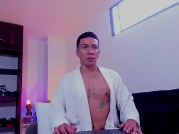Chaturbate Free Live Porn of bastian_franco01