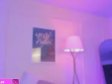 Chaturbate Free Porn Cam of ema_soul