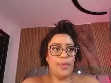 Chaturbate Nude Webcam of lia_daniiels01