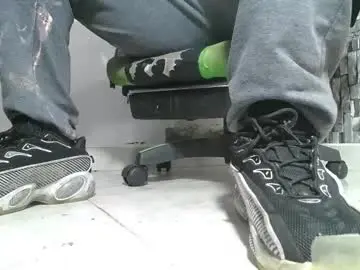 Chaturbate Private Sex Chat of srfindomfeet_