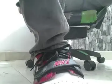 Chaturbate Best Webcam of srfindomfeet_