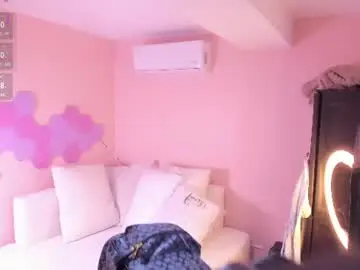 Chaturbate Free Live Porn of antonella_lucenti
