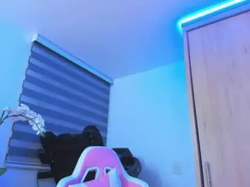Chaturbate Live Sex Cam of redski77