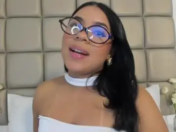 Chaturbate Live Sex Cam of lilly_williamss