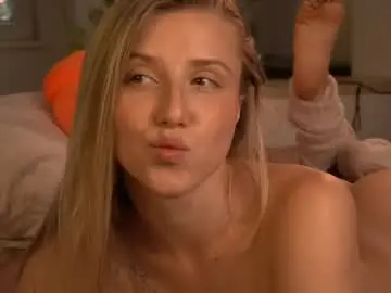 Chaturbate Adult Webcams of cuteeeeealina