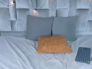 Chaturbate Watch Live Sex Cams of annie_rouse__