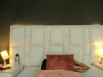 Chaturbate Live Sex Cam of andyel2017