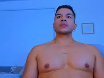 Chaturbate Live Sex of esteban_de_louise