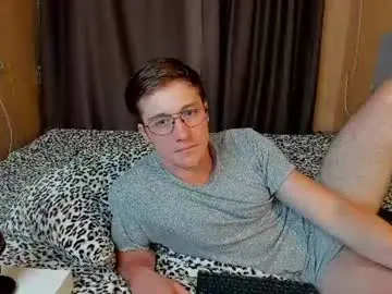 Chaturbate Free Live Porn of deni_boy99