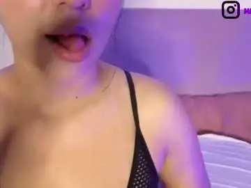 Chaturbate Watch Live Sex Cams of mia_tylor01
