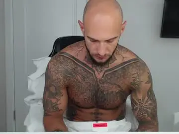 Chaturbate Watch Live Sex Cams of maxi_foxxx