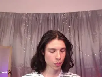 Chaturbate Sex Chat of j_a_x_x_x_o_n