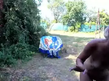 Chaturbate Live Sex Cam of danamily