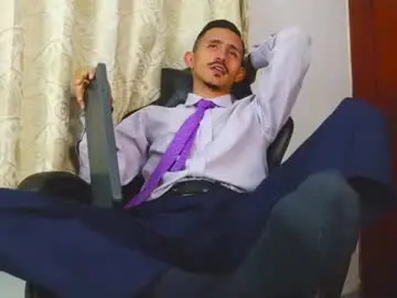 Chaturbate Free Live Porn of xxxhome_alonexxx