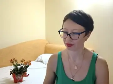 Chaturbate Free Live Porn of bellarose_2020