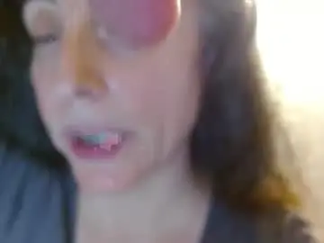 Chaturbate Live Sex Cam of _sara_lynn_