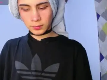 Chaturbate Live Sex Cam of darasweet20