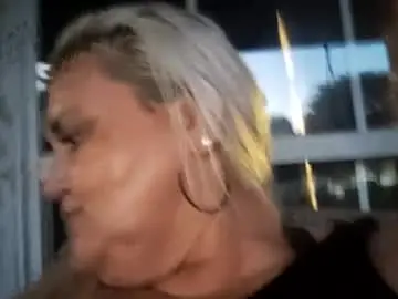 Chaturbate Live Sex of bookish_baddie