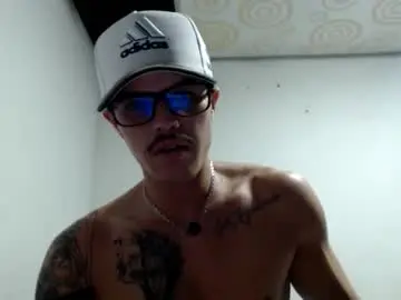 Chaturbate Free Porn Cam of sammytop22