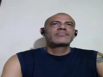 Chaturbate Nude Webcam of retlam37