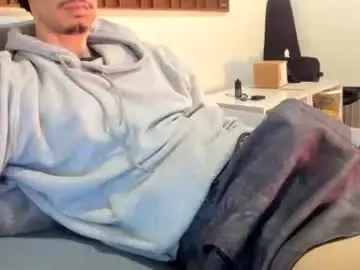 Chaturbate Best live sex cam show of moderdelier