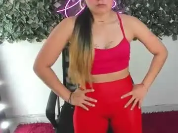 Chaturbate Live Sex Cam of destinyhills_