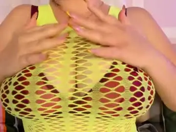 Chaturbate Live Sex Cam of kissme_cutie
