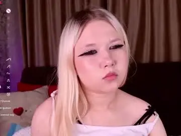 Chaturbate Live Sex Cam of milemissyy