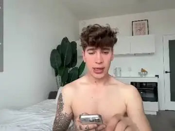 Chaturbate Live Sex Cam of evan_white_