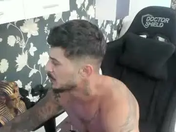 Chaturbate Watch Live Sex Cams of masterchris12