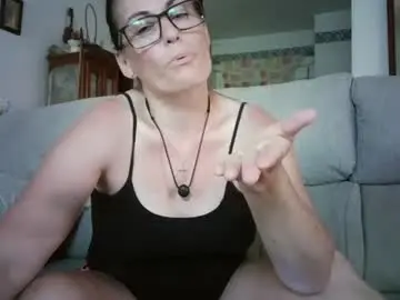 Chaturbate Live Sex Cam of lolahueso