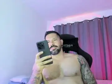 Chaturbate Live Sex Cam of pierrevidal