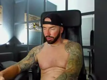 Chaturbate Nude Webcam of arongrant
