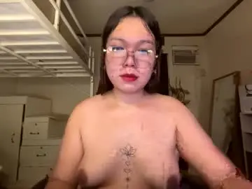 Chaturbate Best live sex cam show of foxieeealona