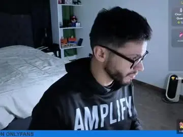 Chaturbate Watch Live Sex Cams of phantom_bigger1