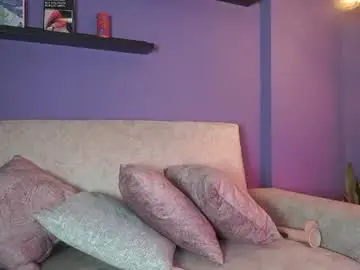 Chaturbate Best live sex cam show of roselinedior