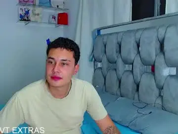 Chaturbate Best live sex cam show of ivyquenn