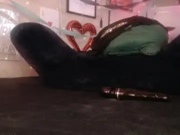 Chaturbate Sex Cam of milf_lacey