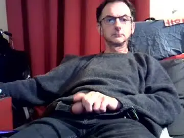 Chaturbate Live Sex Cam of 18remy45
