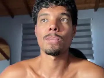 Chaturbate Live Porn of daniel0910s