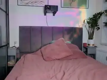 Chaturbate Live Sex Cam of huge_vee