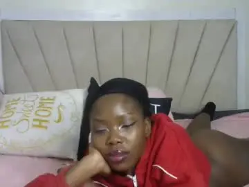 Chaturbate Live Porn of lunar_chocolate000