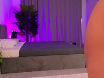 Chaturbate Live Sex Cam of evanew_