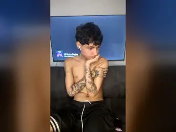 Chaturbate Nude Webcam of aztecroz