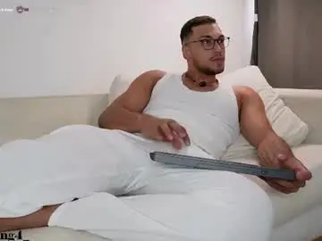 Chaturbate Nude Webcam of andy_weld