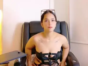 Chaturbate Watch Live Sex Cams of isabella_danger02