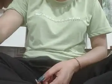 Chaturbate Live Sex Cam of parneetu_642