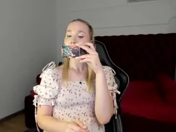 Chaturbate Adult Webcams of elaravoltage