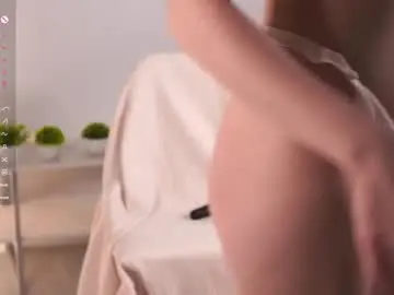 Chaturbate Live Sex Cam of lilianbickford