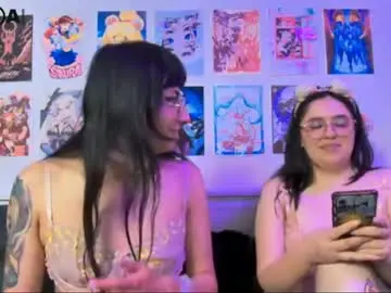Chaturbate Free Porn Cam of snowblack_